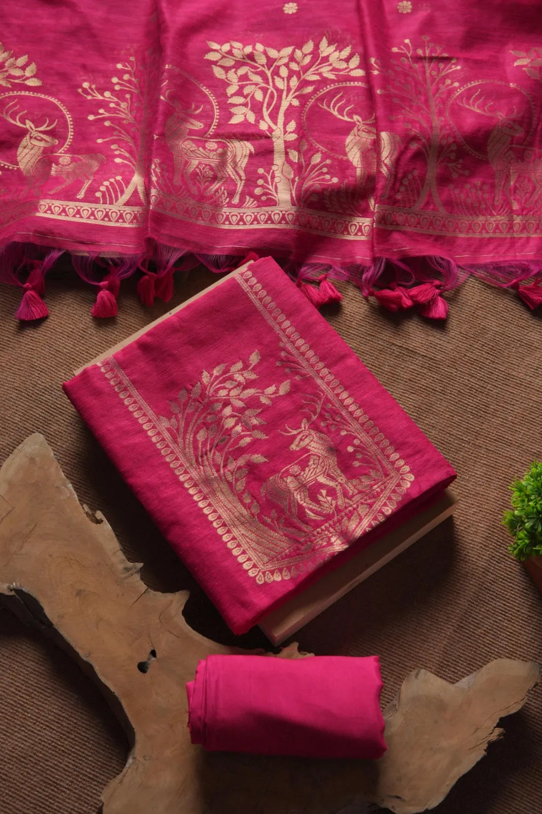 Designer Linen Silk Hiran Weaving Unstitched Dress Material Set - Pink