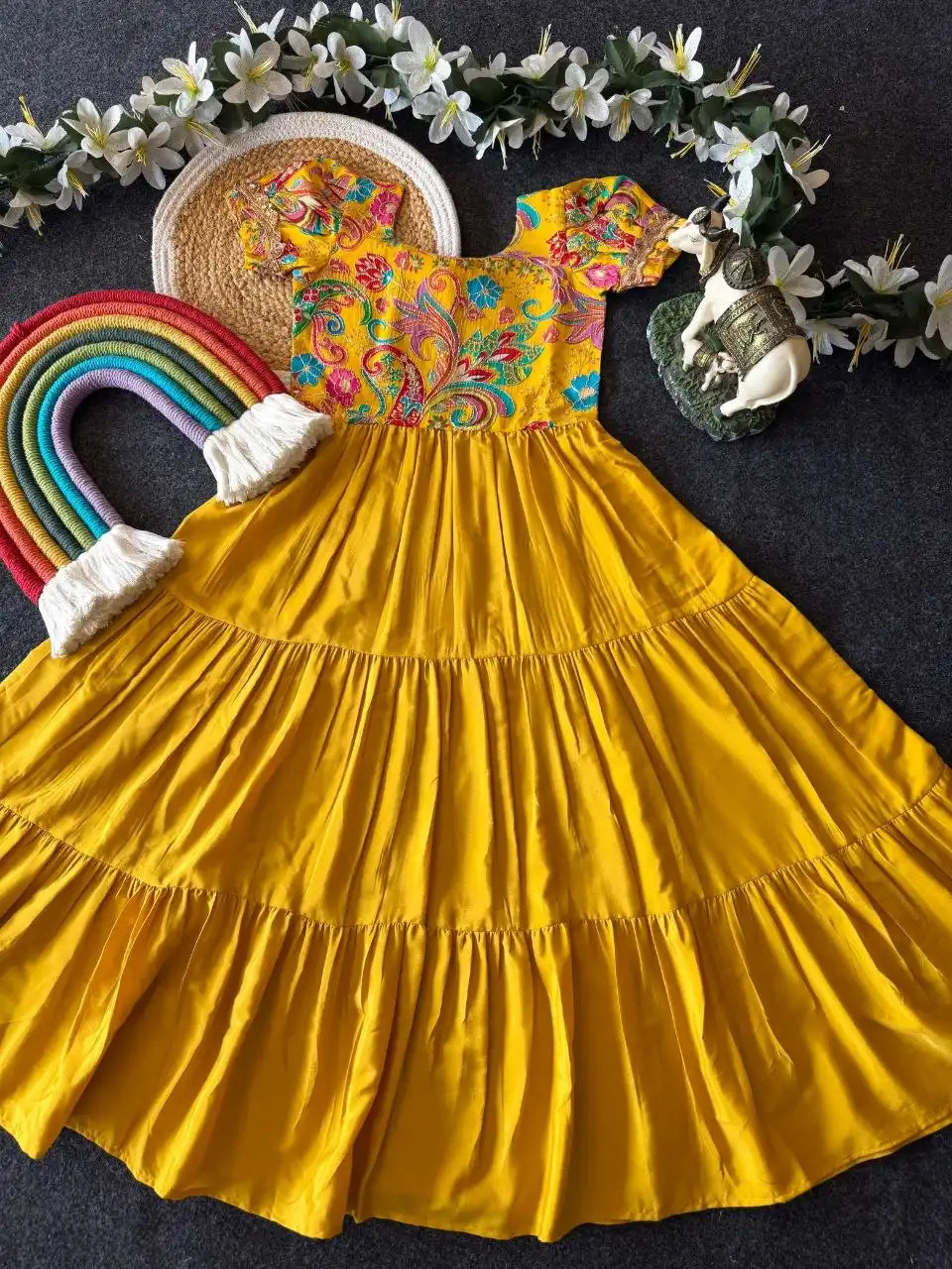Viscose Natural Crepe Position Printed Gown - Yellow
