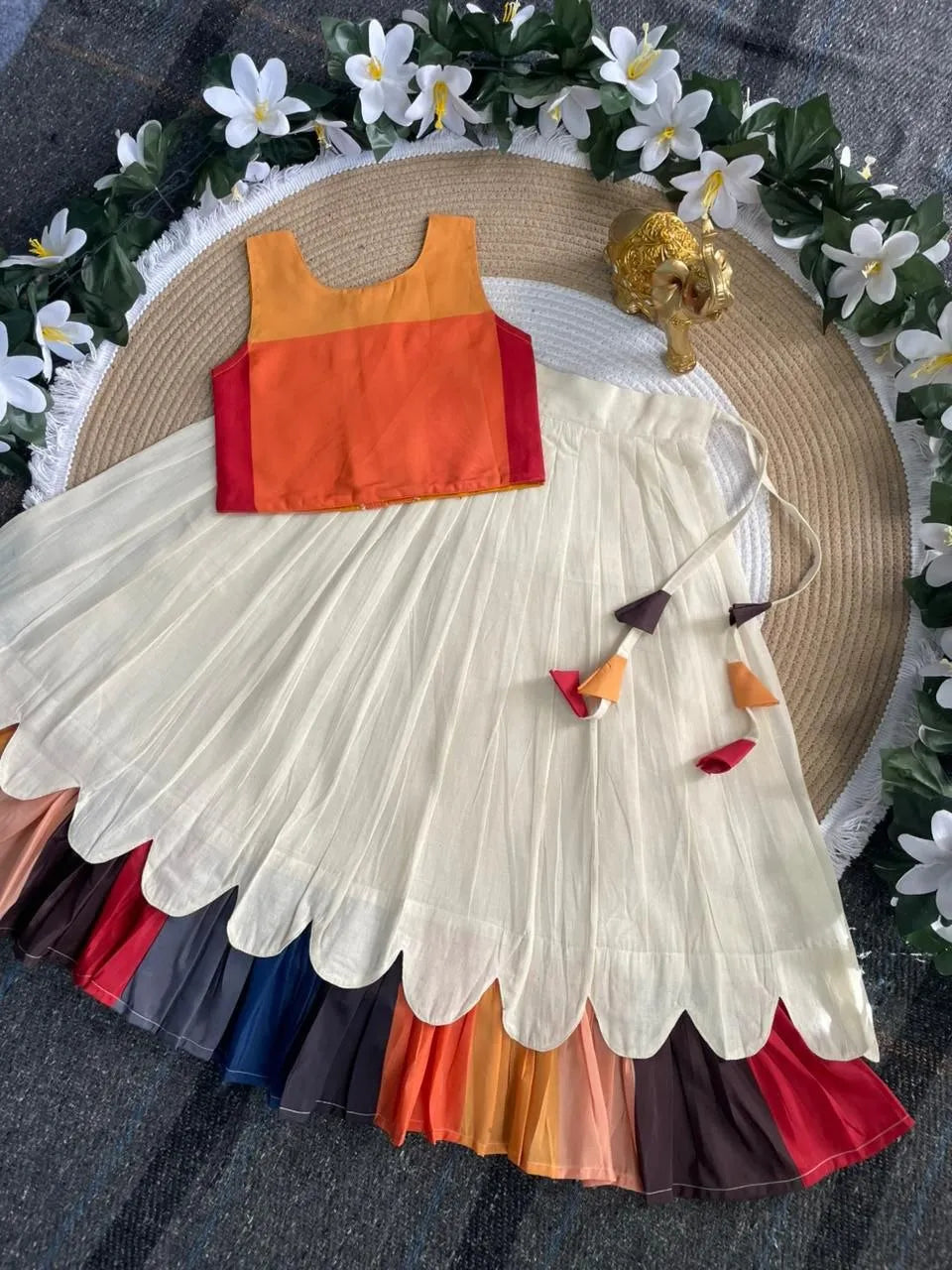 Kanakambaram Petal Set Kids Lehenga