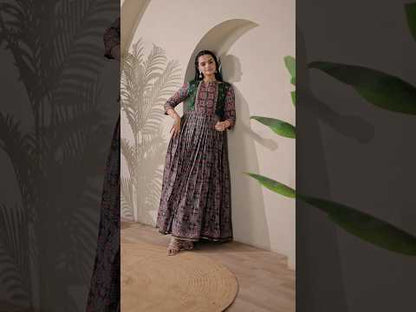 Beautiful Kalamkari Printed Traditional Gown